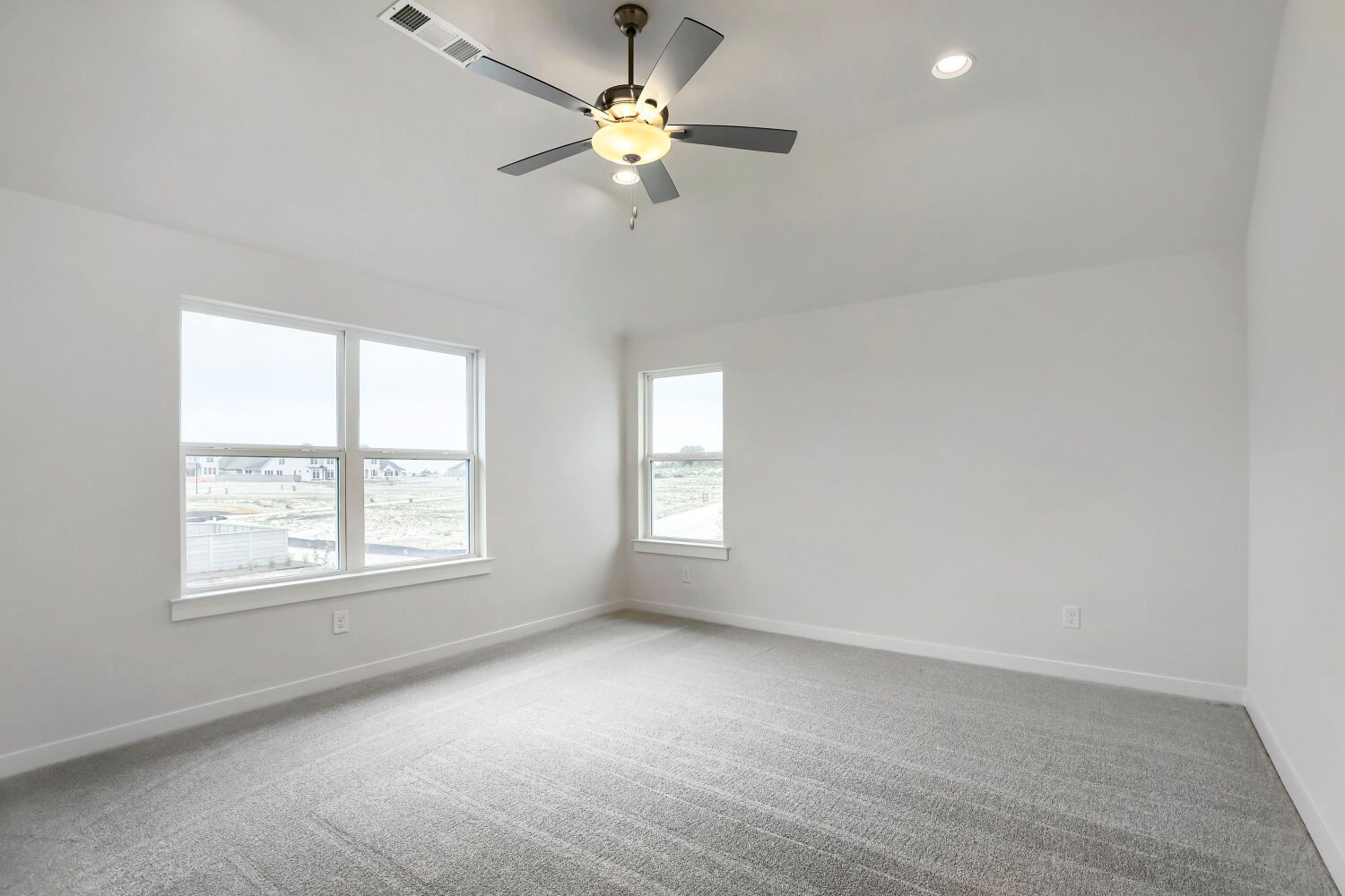 1600 Ramble - Primary Bedroom