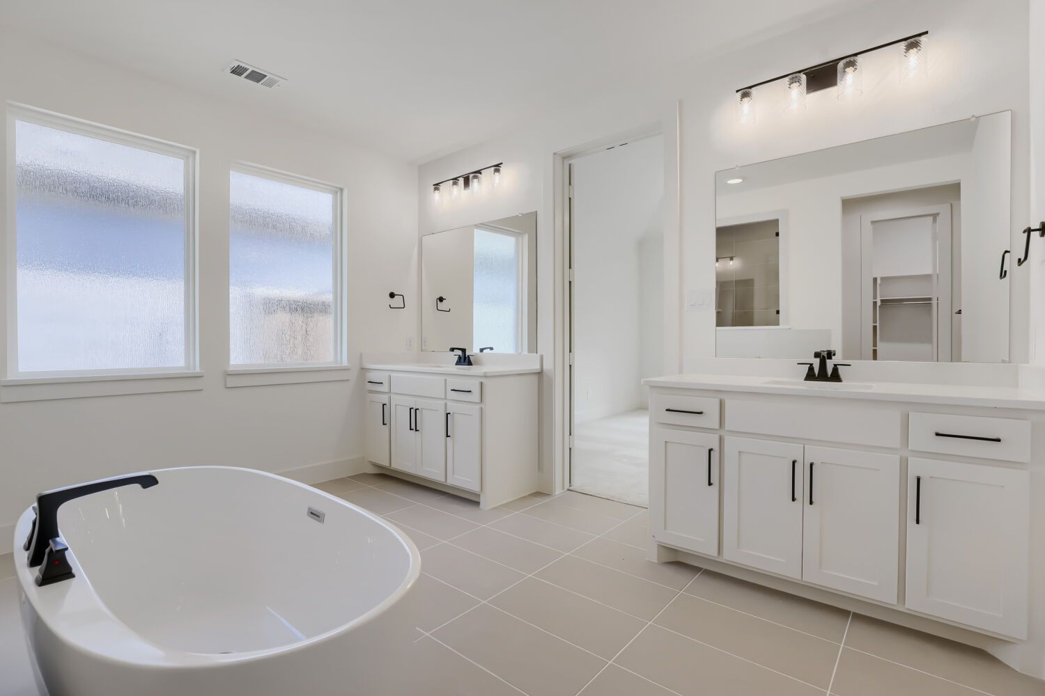 109 Enclave - Primary Bathroom