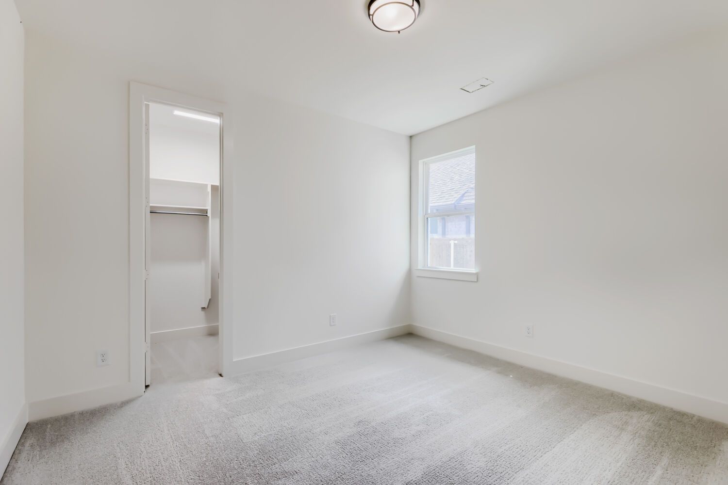109 Enclave - Bedroom