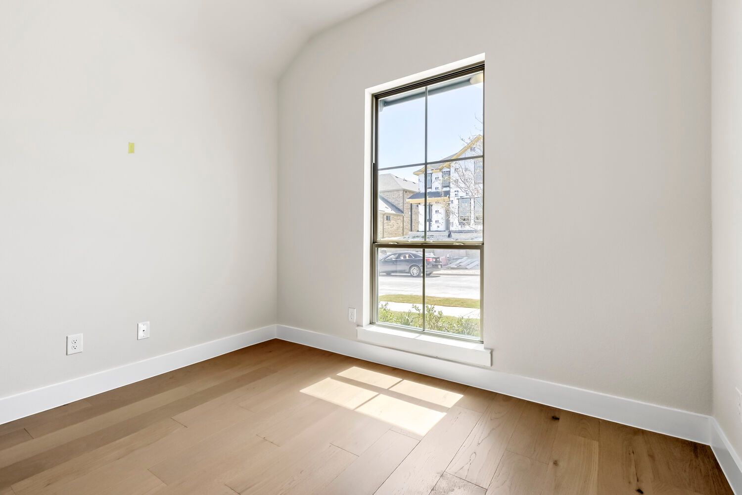 Plan 1450 Representative Photo - Bedroom