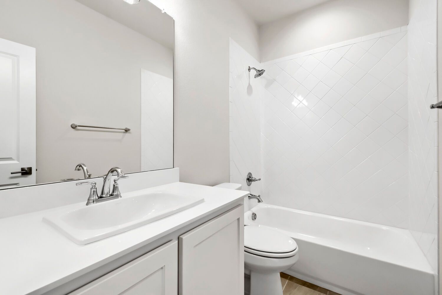 Plan 1450 Representative Photo - Secondary Bathroom