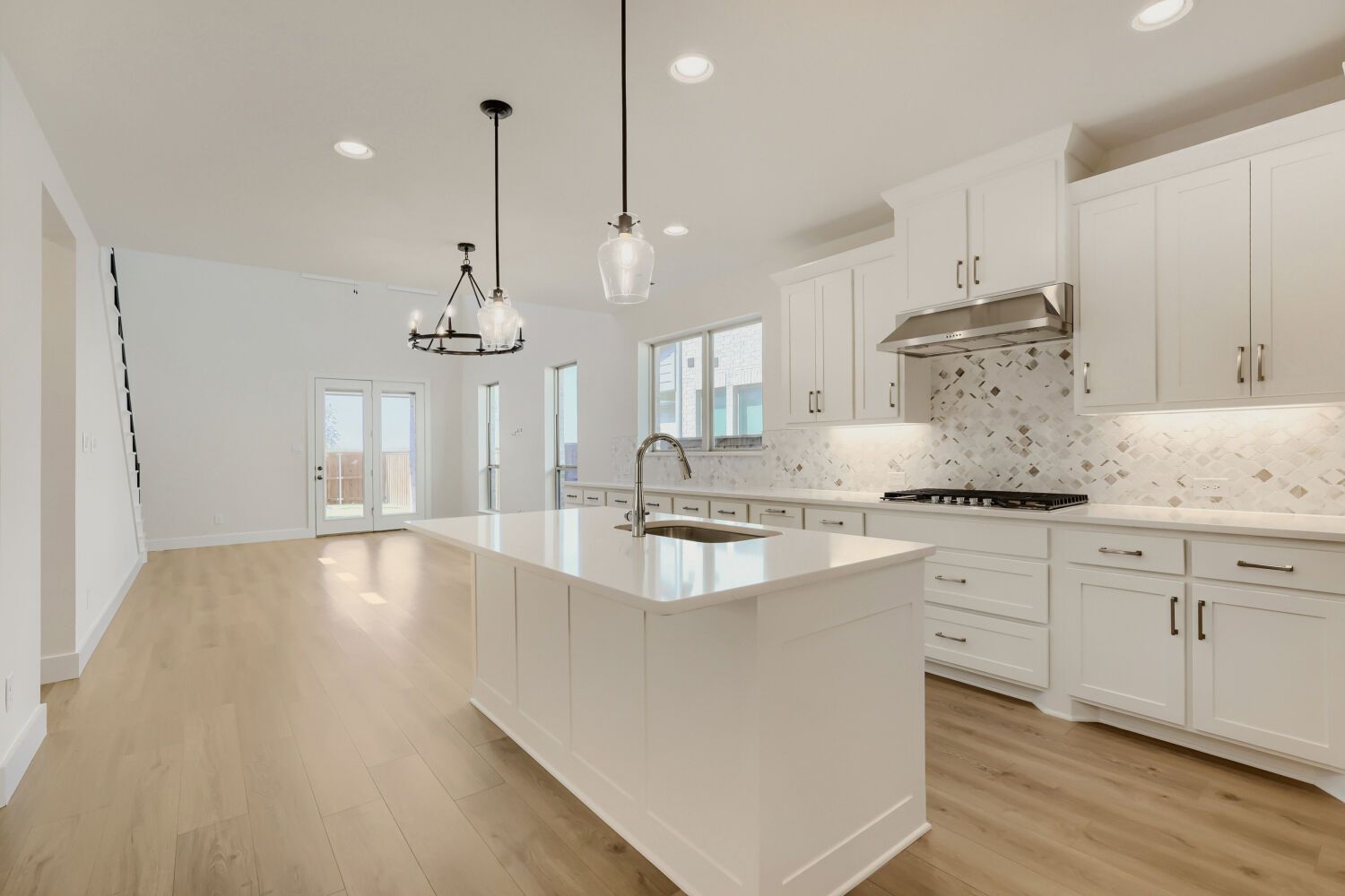 3816 Stars - Kitchen