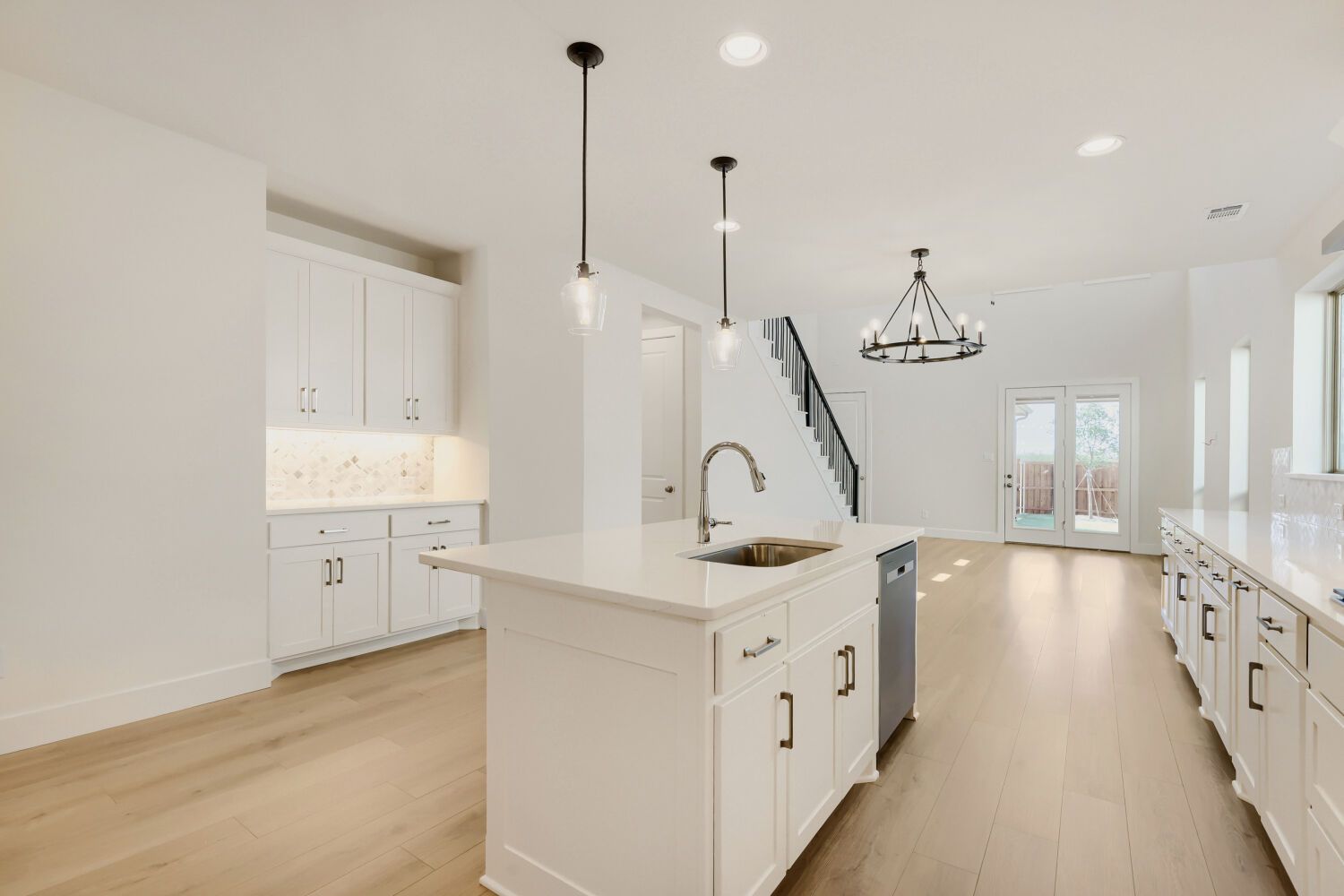 3816 Stars - Kitchen