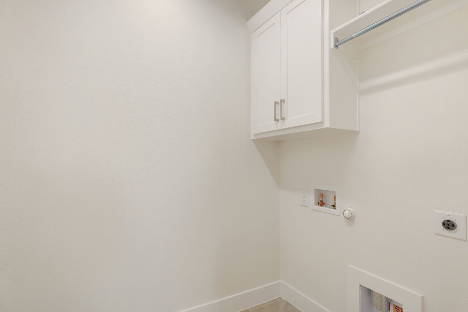 3816 Stars - Laundry Room