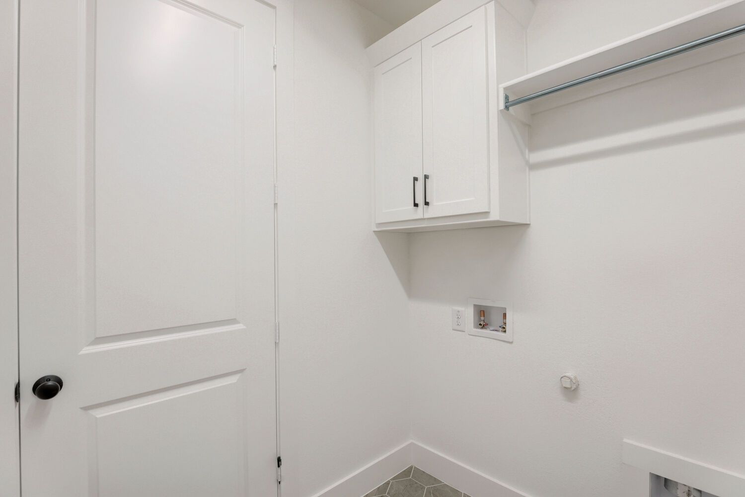 4308 Double Diamond - Laundry Room