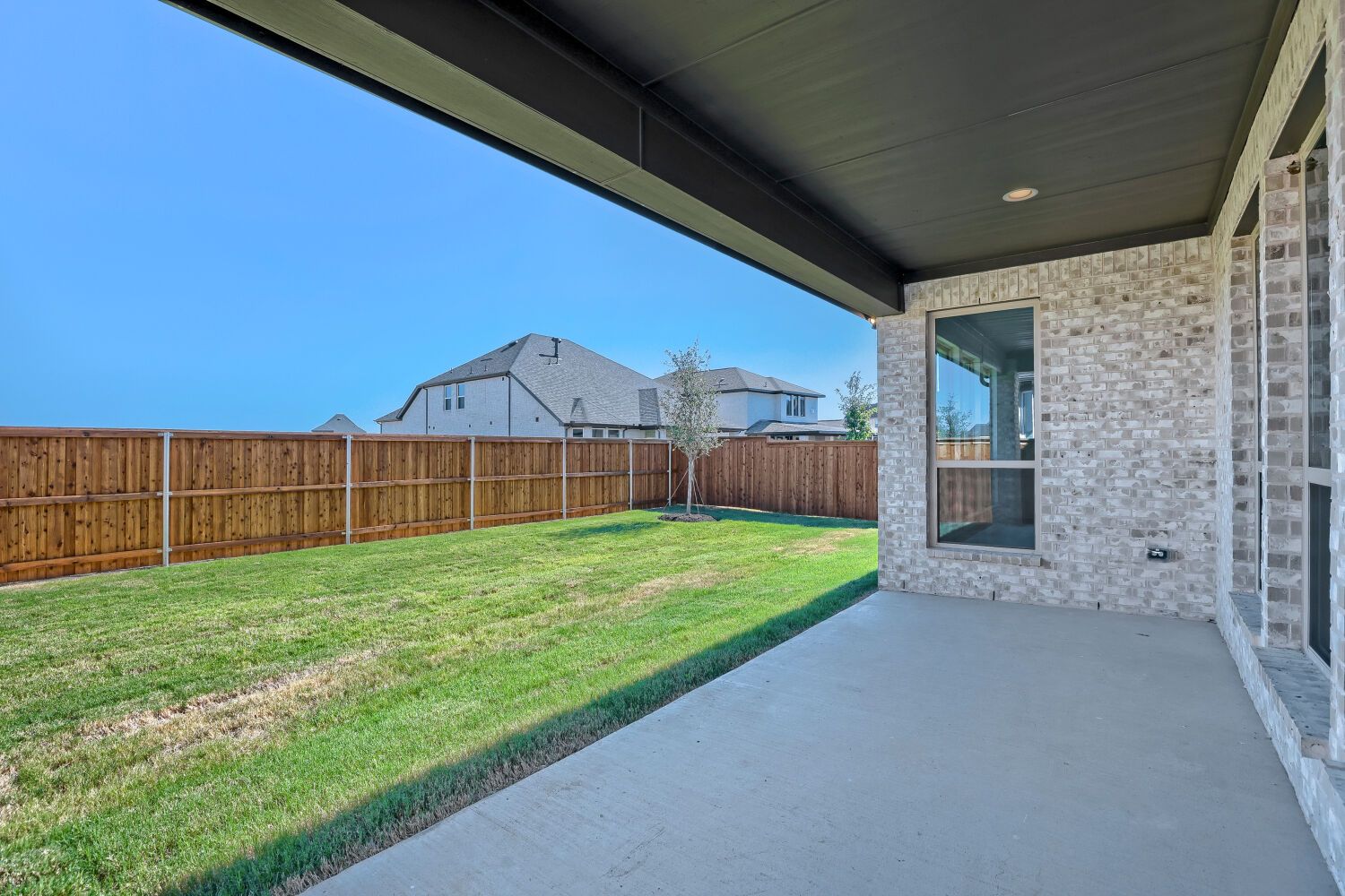 4308 Double Diamond - Patio