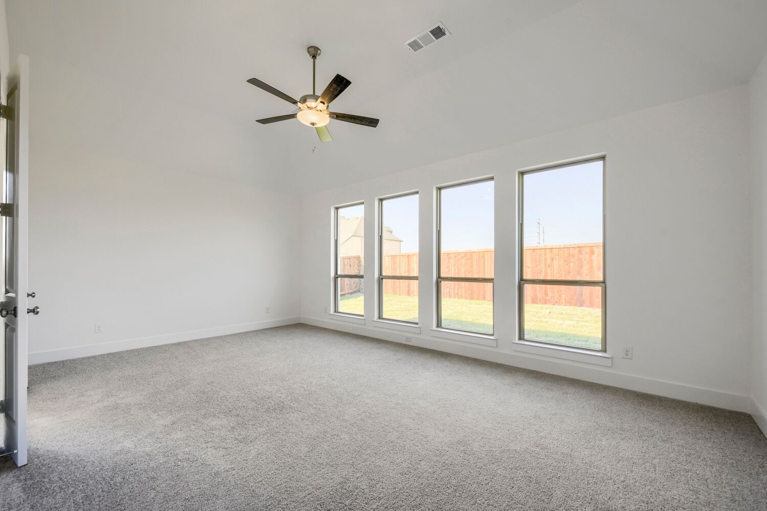 11529 Vesper - Primary Bedroom