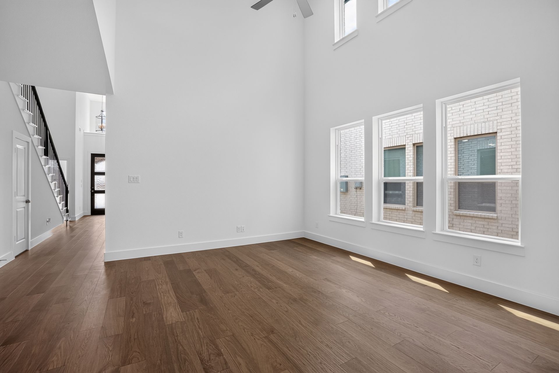 1704 Truro - Living Area