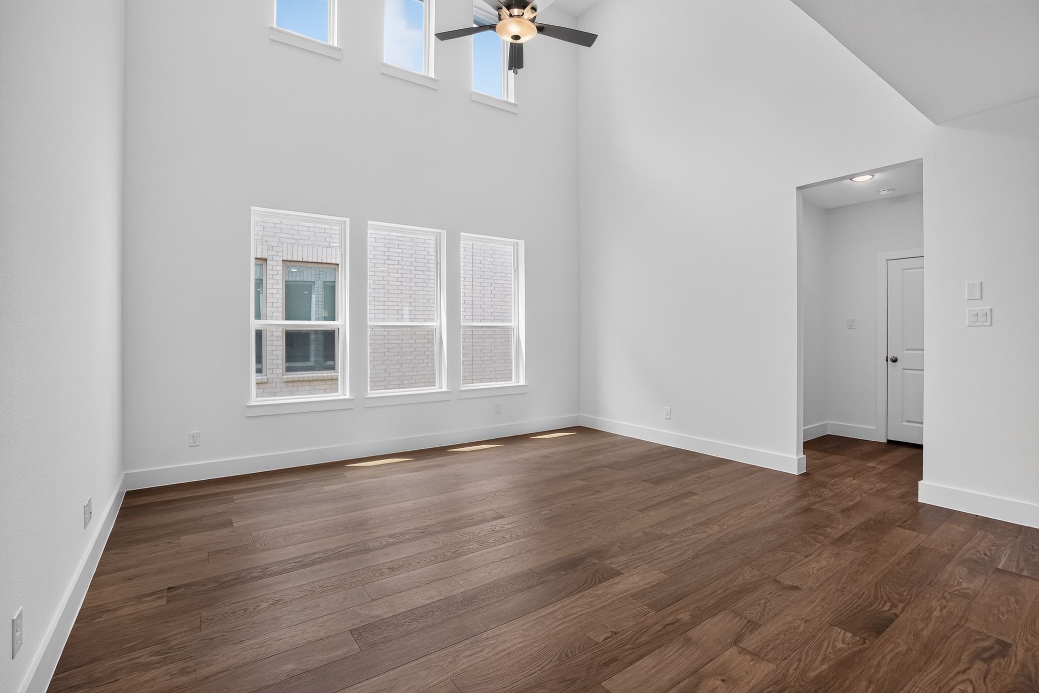 1704 Truro - Living Area