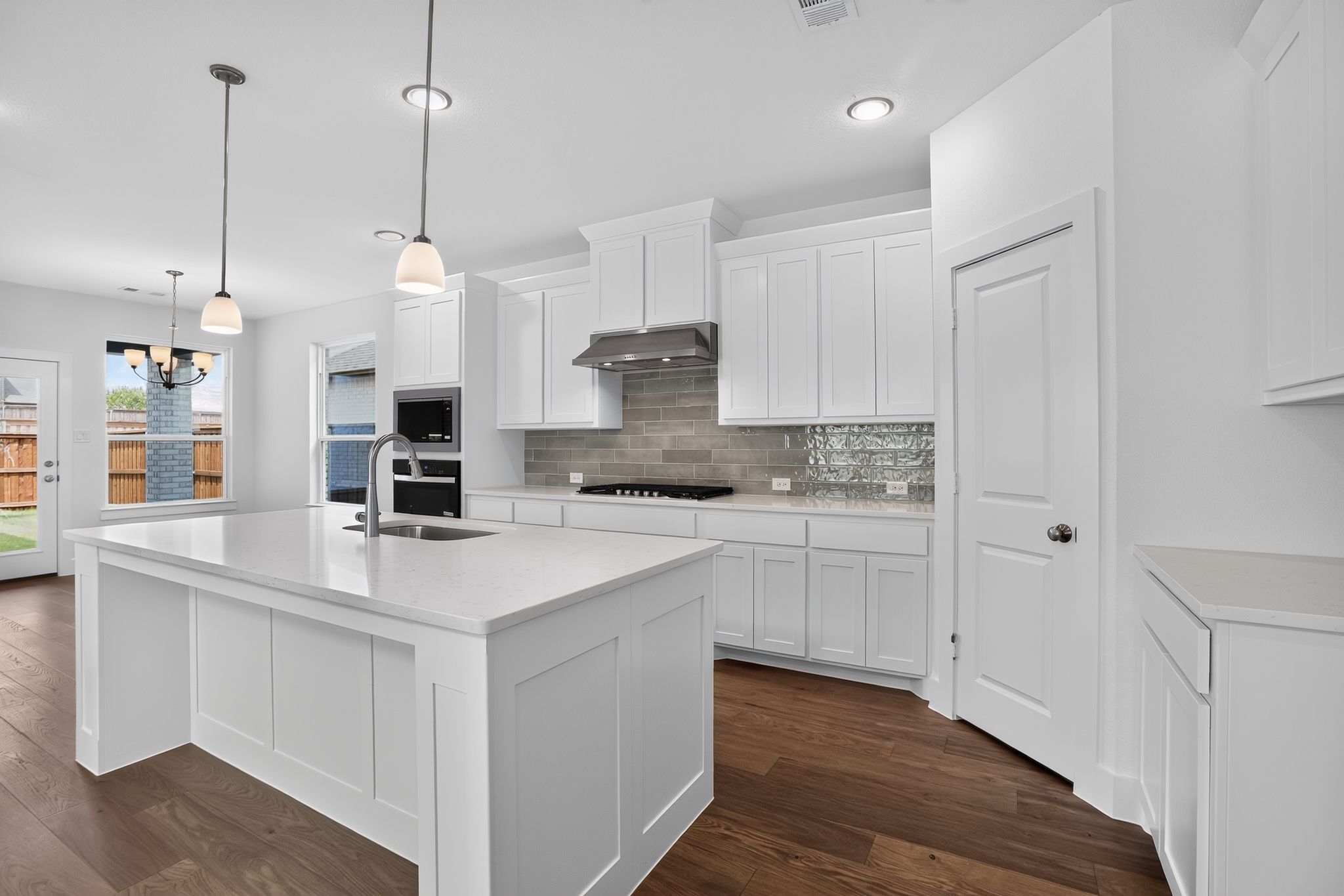1704 Truro - Kitchen