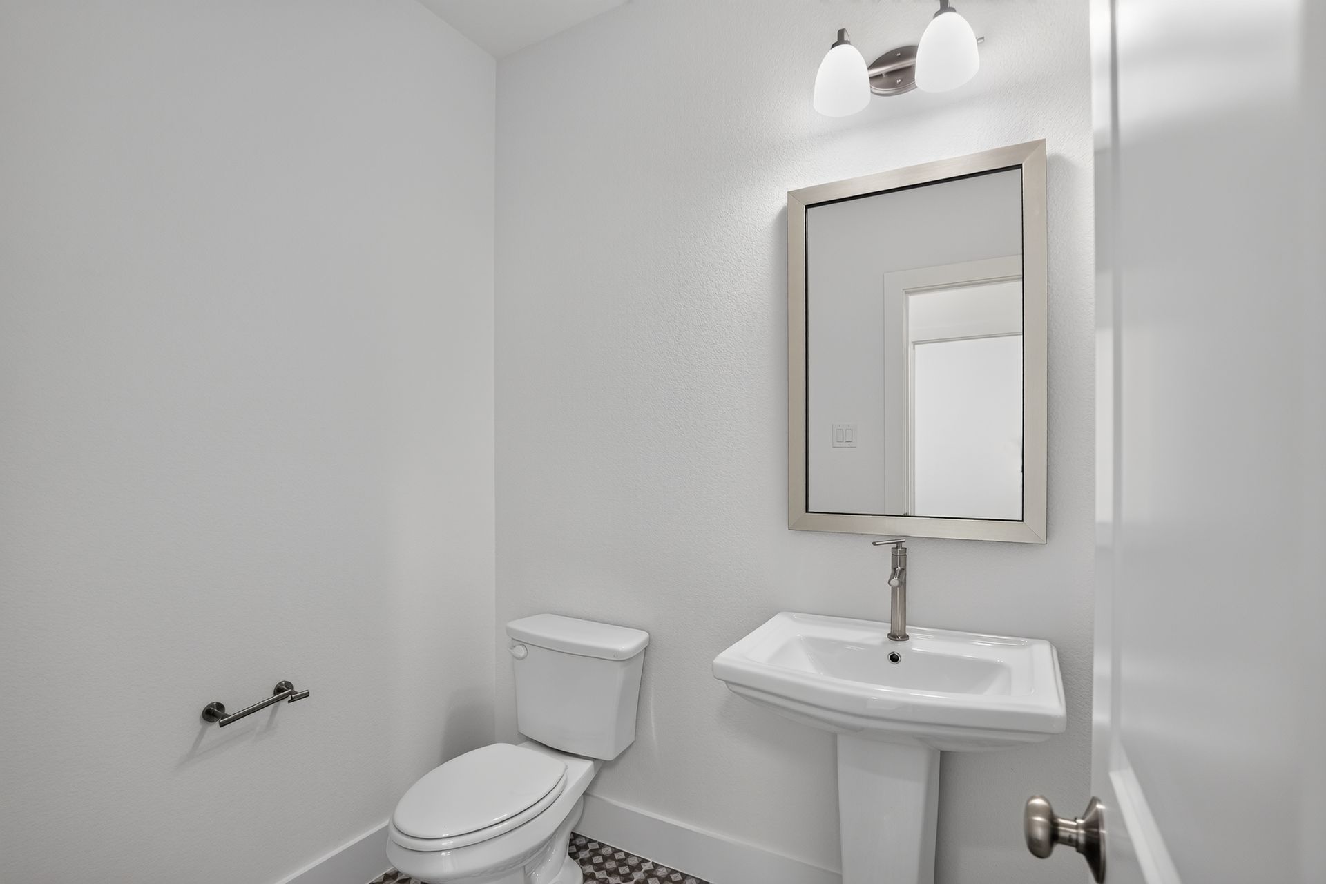 1704 Truro - Powder Bathroom