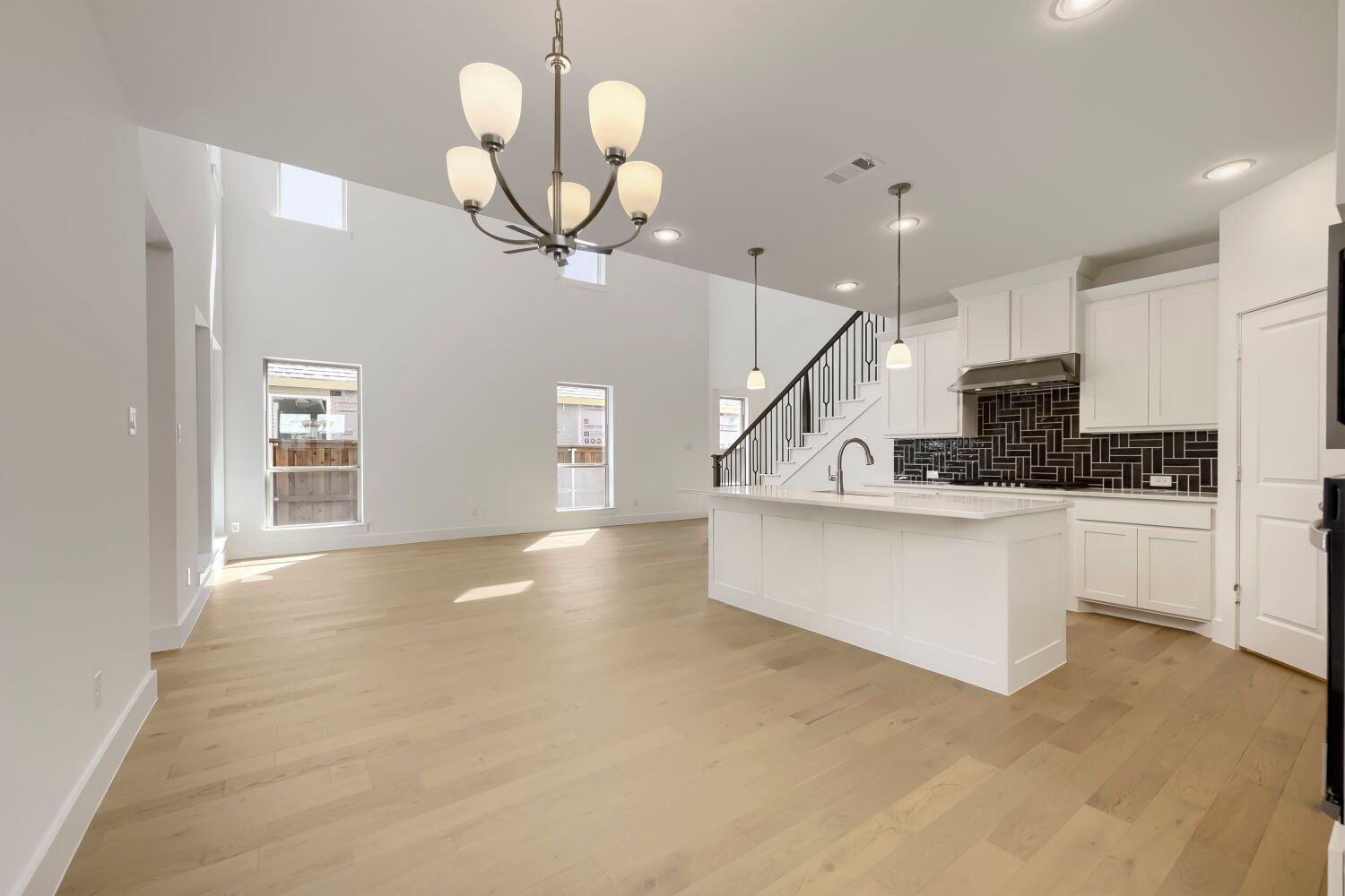 1724 Truro - Dining Area