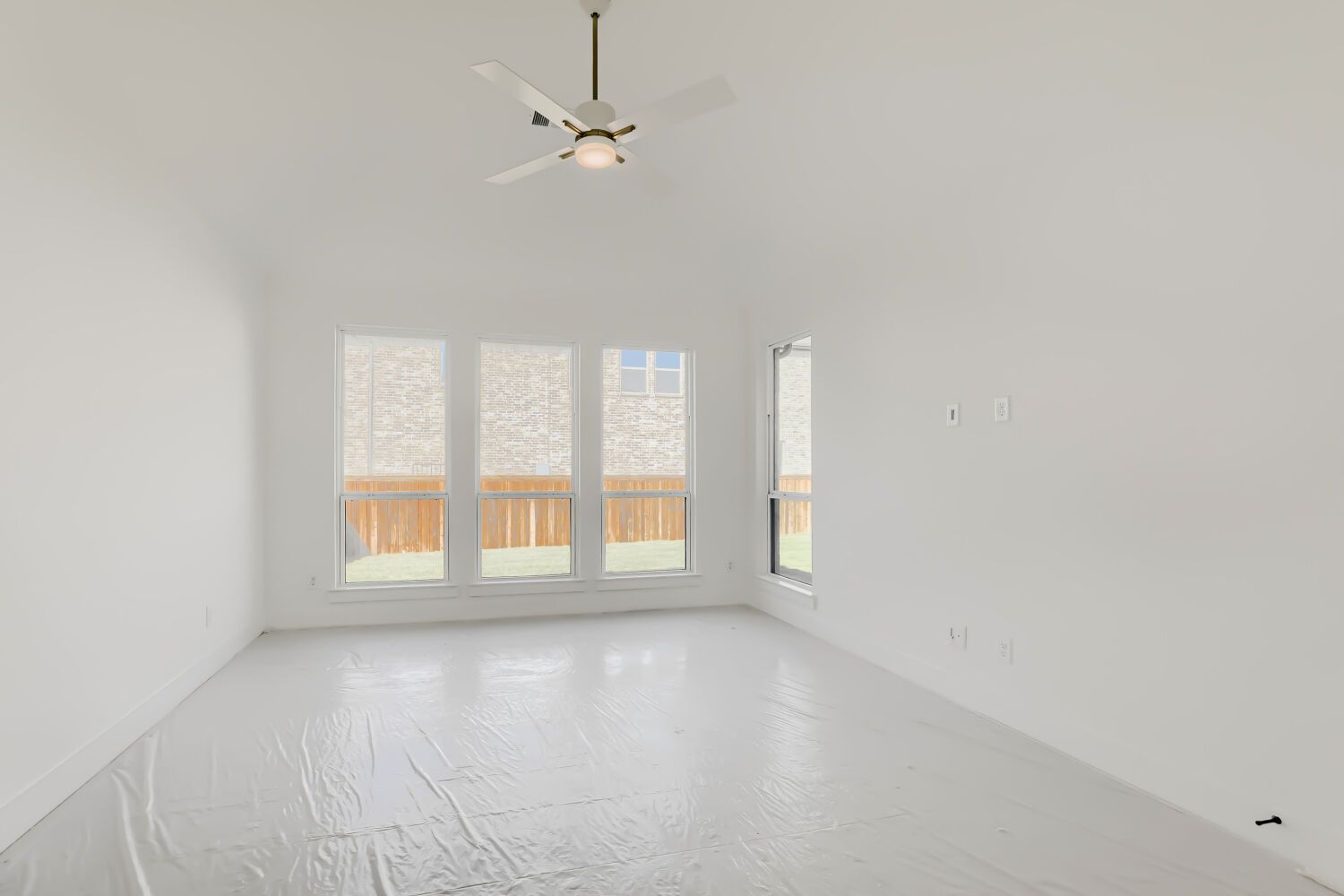100 Enclave Drive – Primary Bedroom