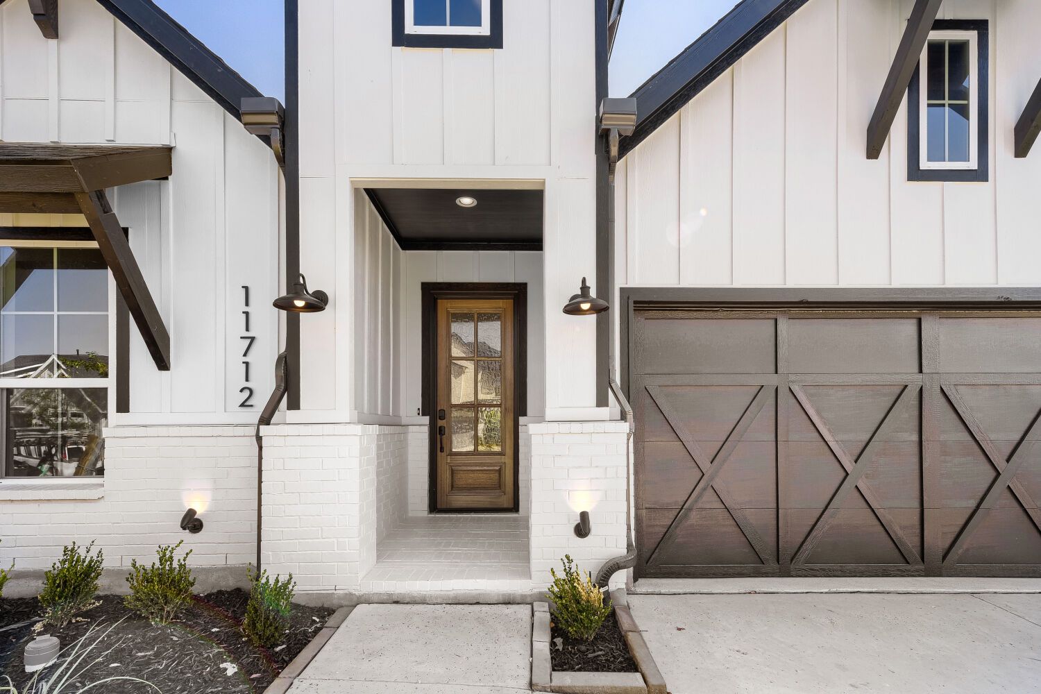 11712 Wildwood - Entryway