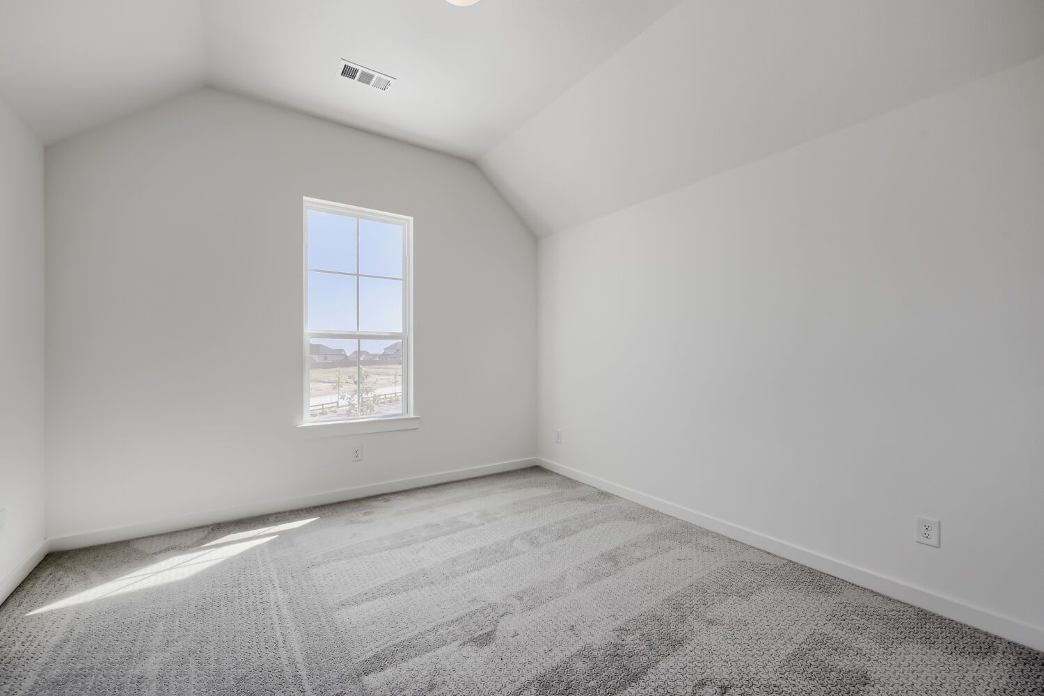 12117 Orchard - Bedroom