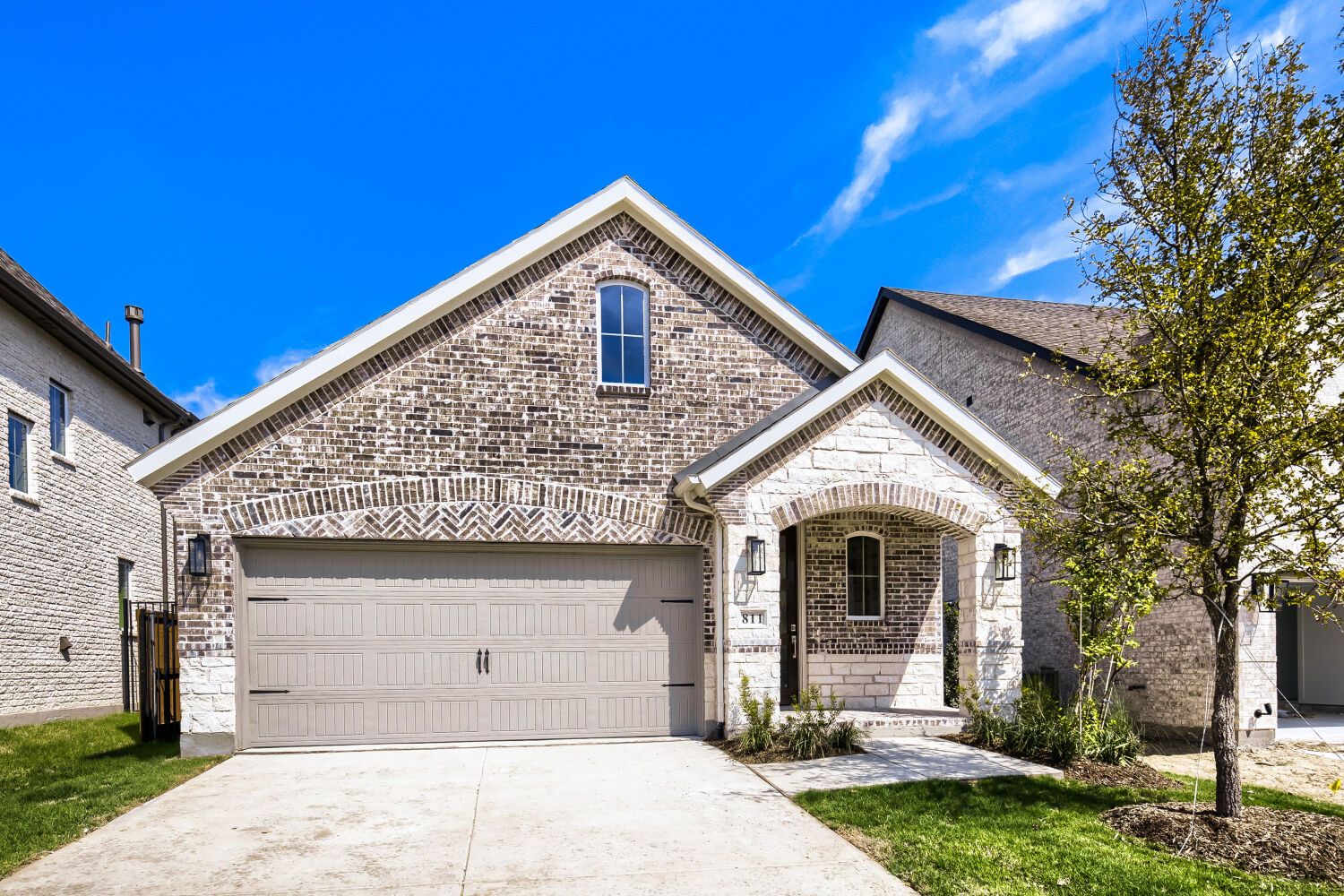811 Stone Grove - Front Elevation