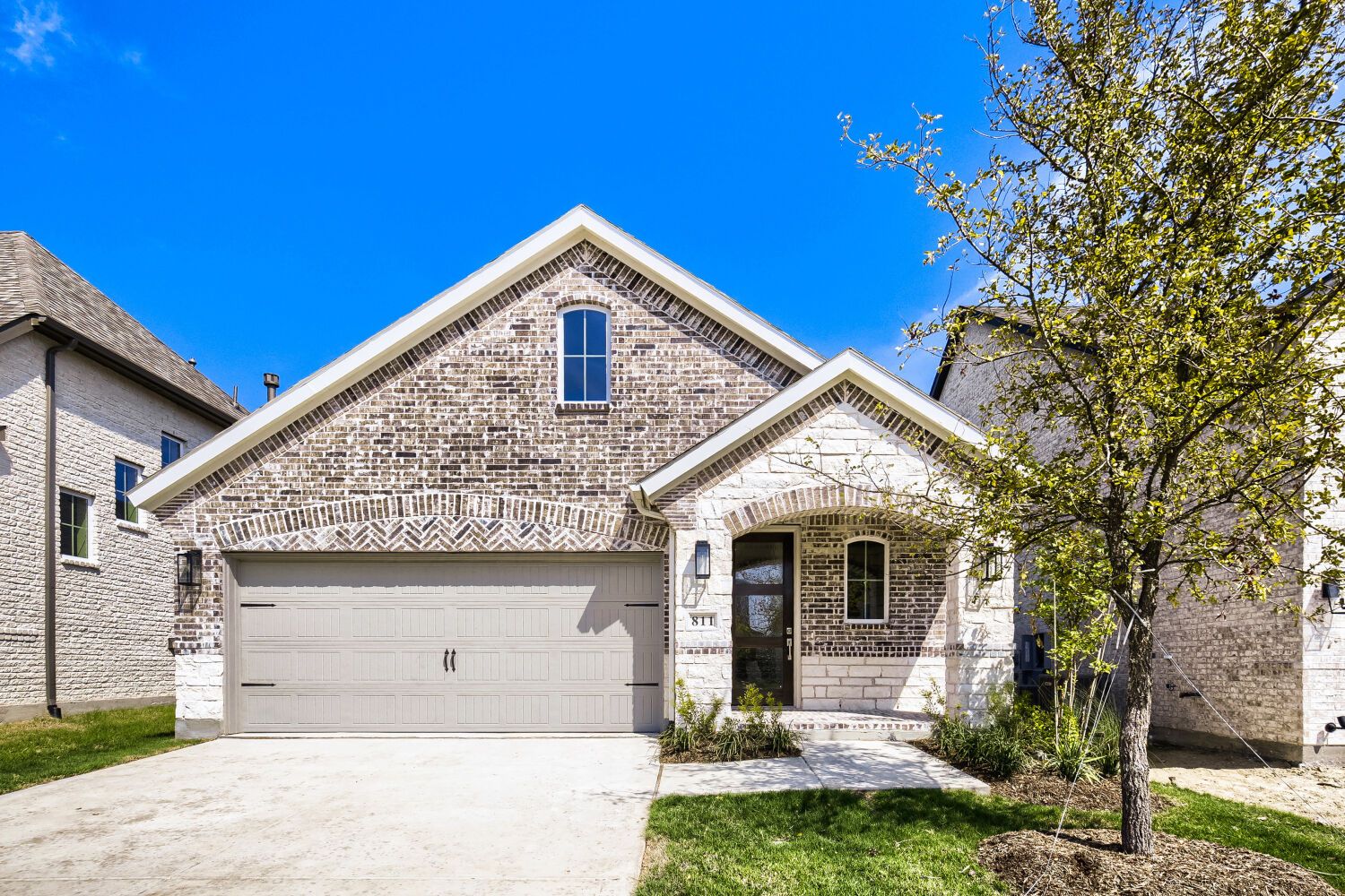 811 Stone Grove - Front Elevation