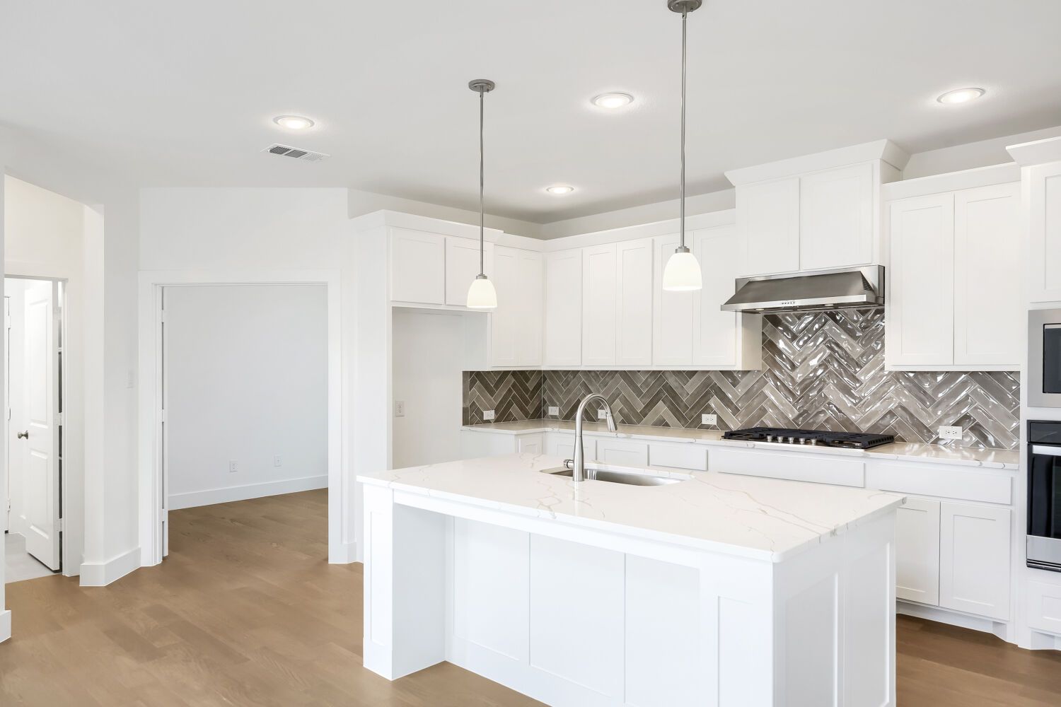 1737 Cornwall - Kitchen