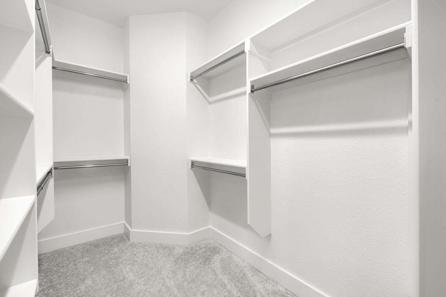 1737 Cornwall - Primary Closet