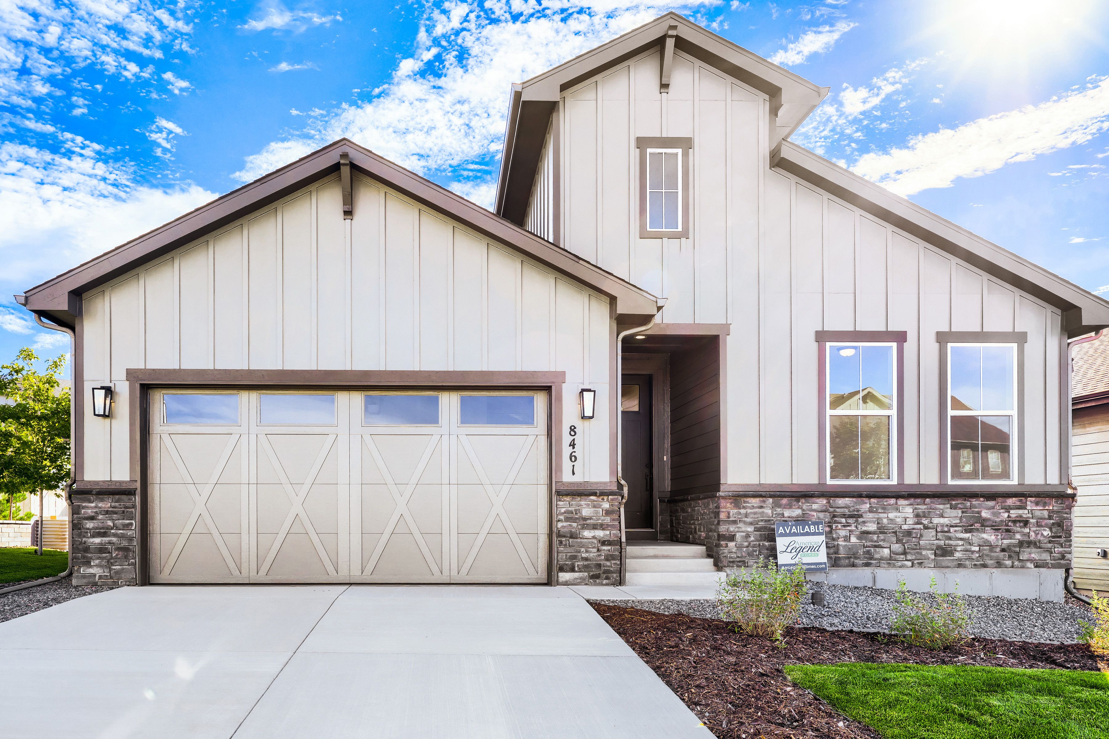 8461 Dines - Front Elevation