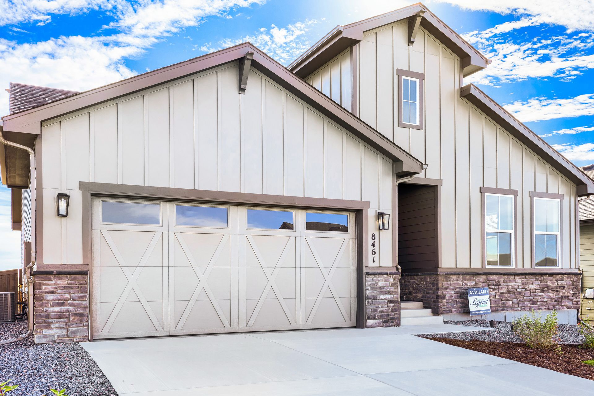 8461 Dines - Front Elevation