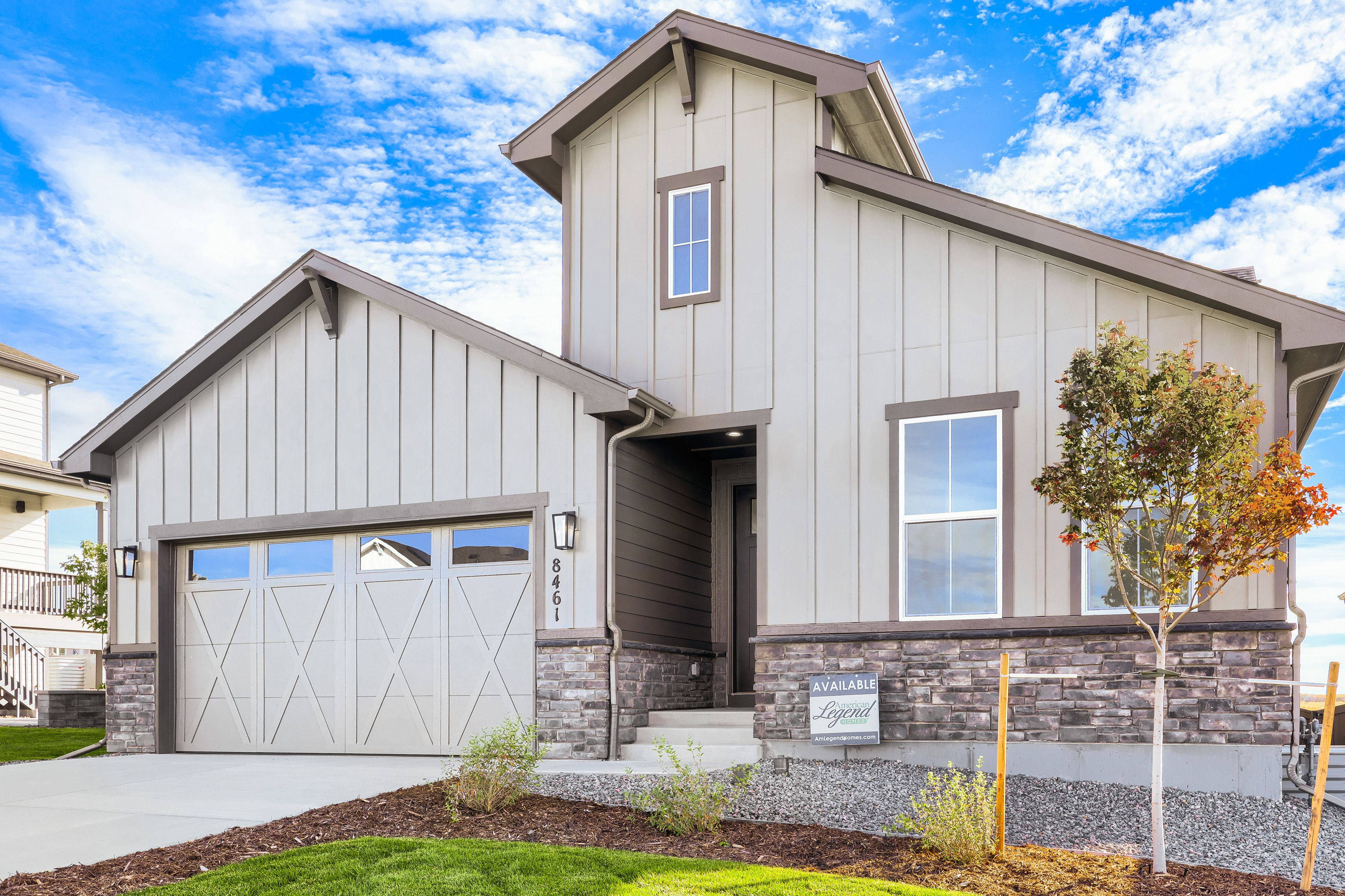 8461 Dines - Front Entryway