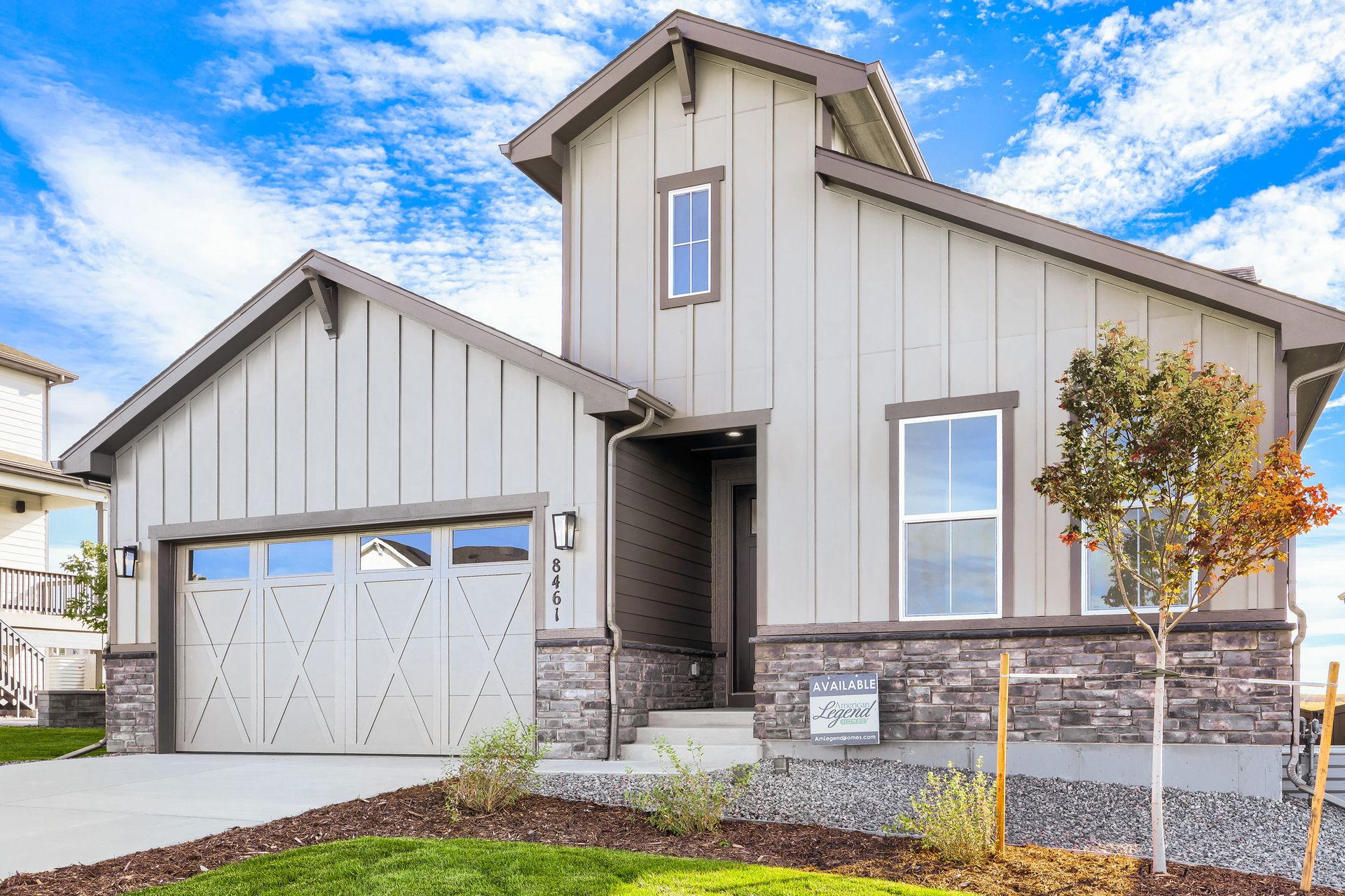 8461 Dines - Front Entryway