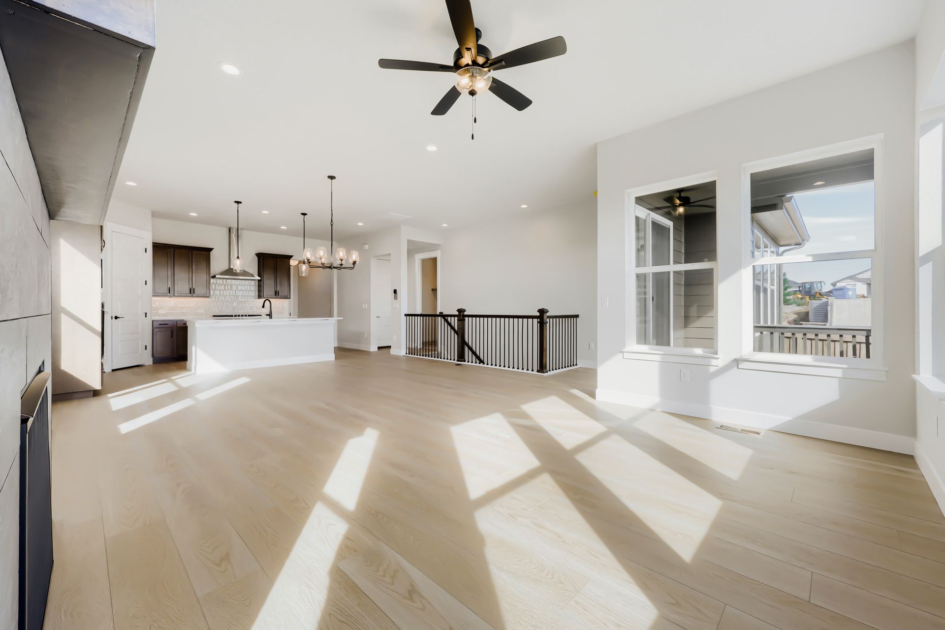 8461 Dines - Living Area