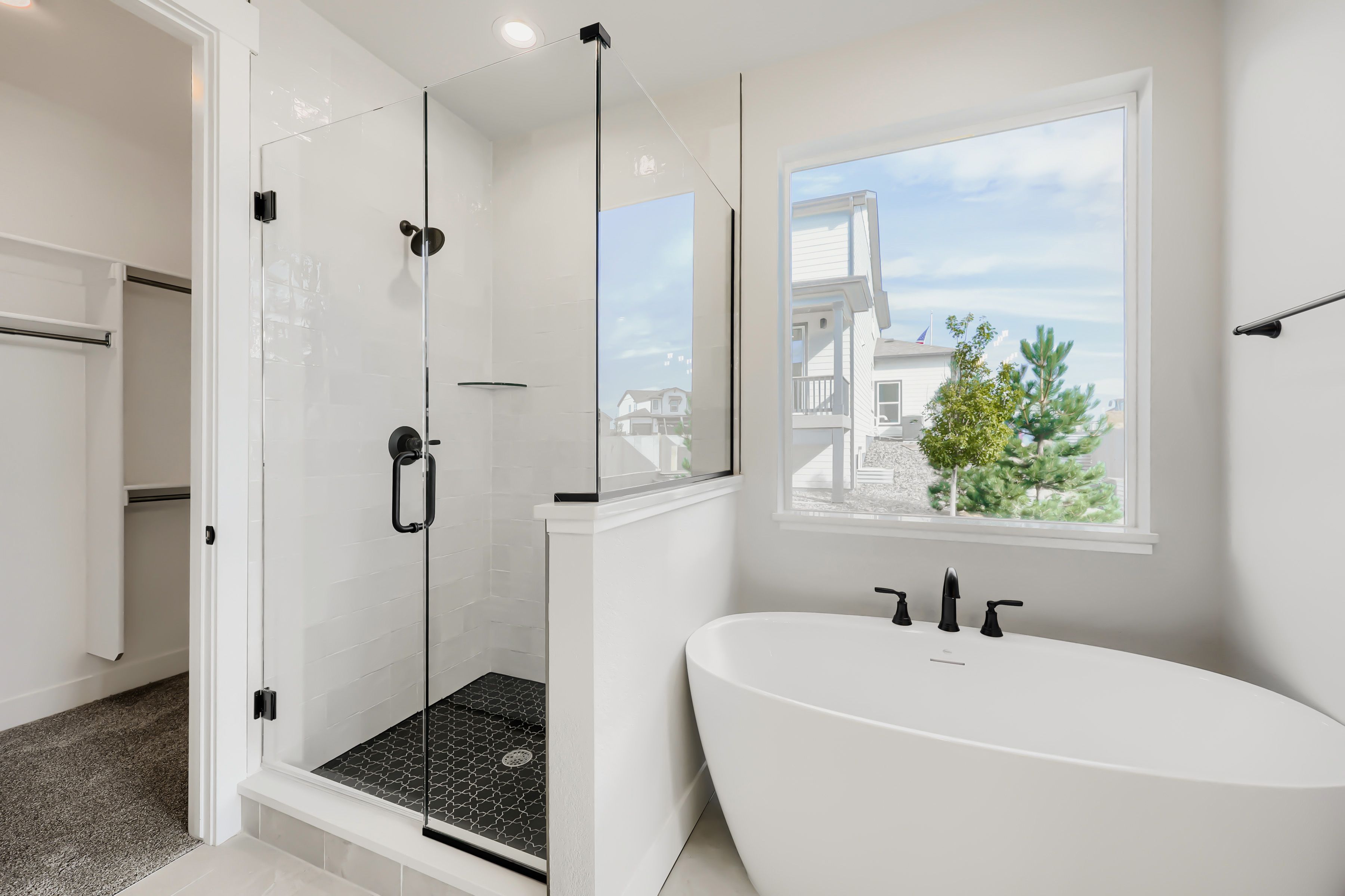 8461 Dines - Primary Bathroom