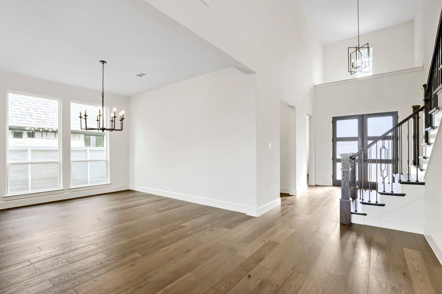 Plan 1648 Entry/Dining/Staircase Representative Photo