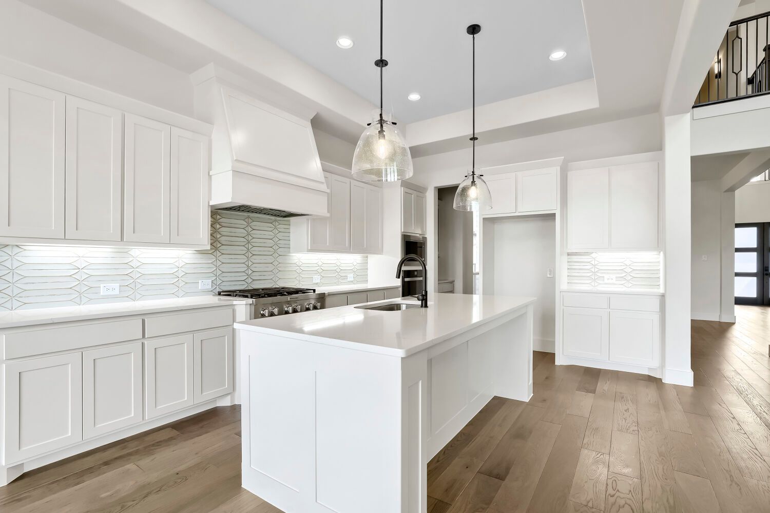 Plan 1648 Kitchen Representative Photo