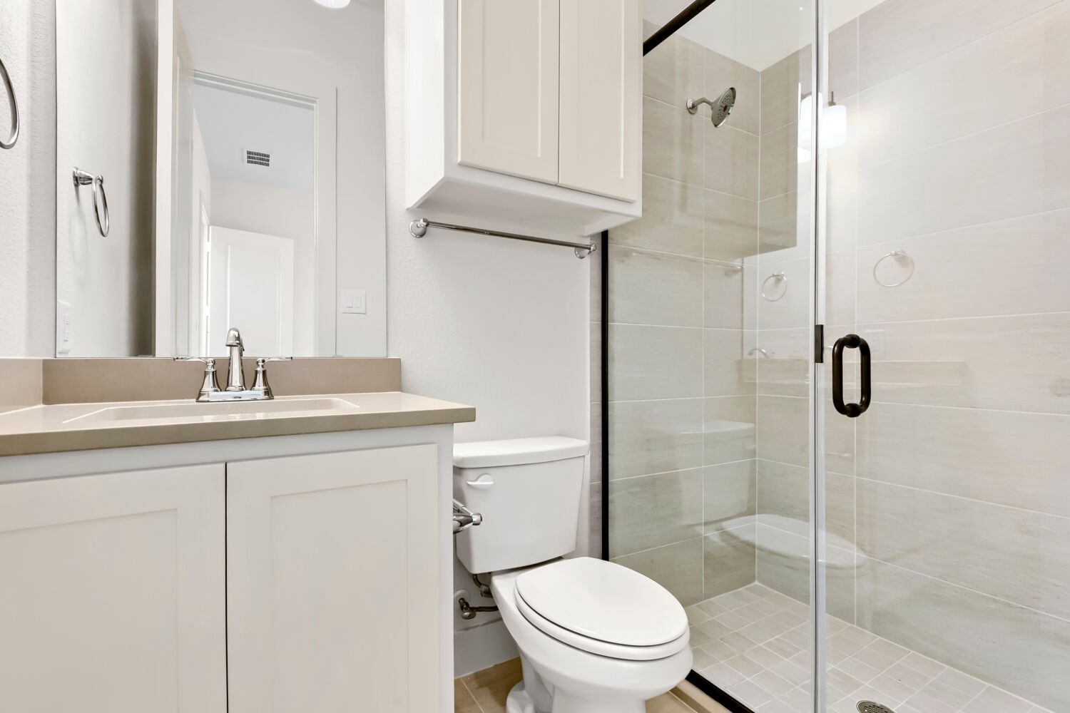 Plan 1648 Secondary Bathroom Representative Photo