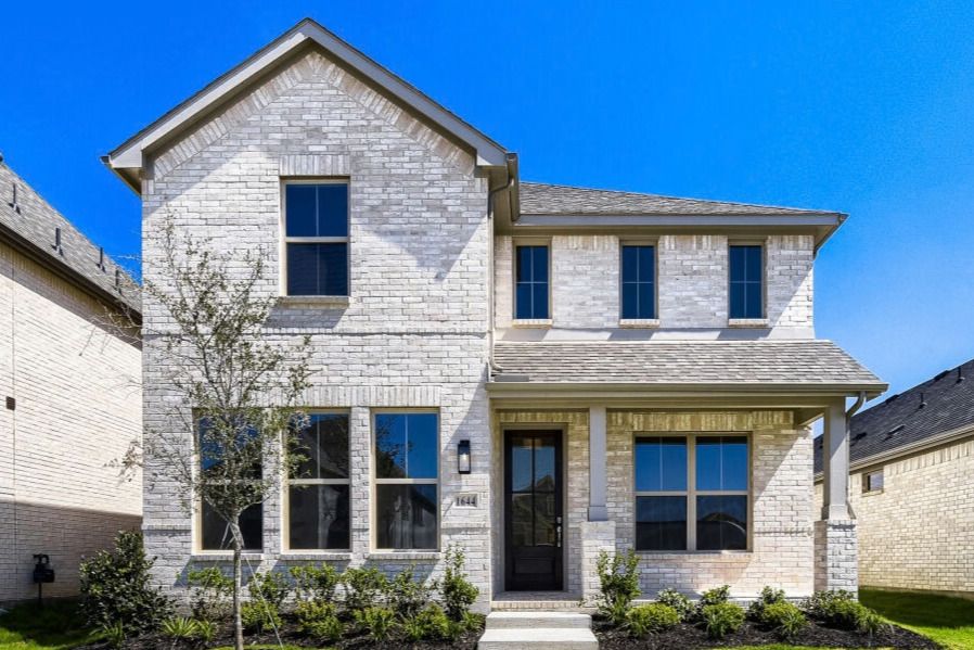 1644 Cornwall - Front Elevation