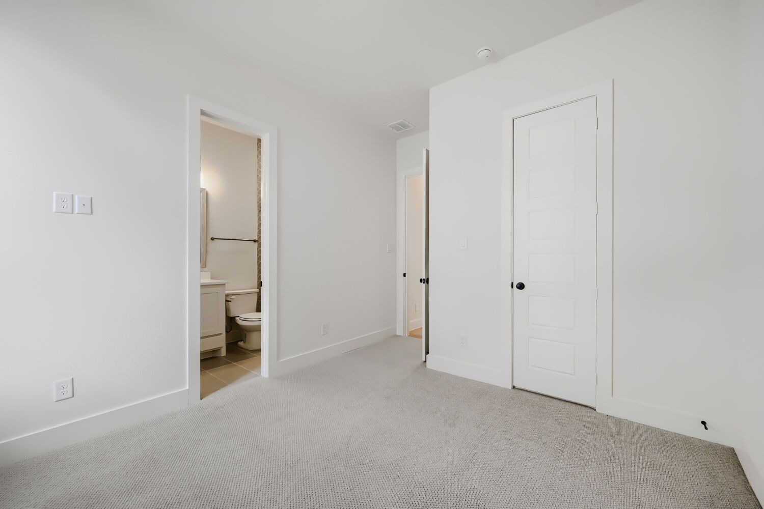 Plan 1644 Representative Photo - Bedroom