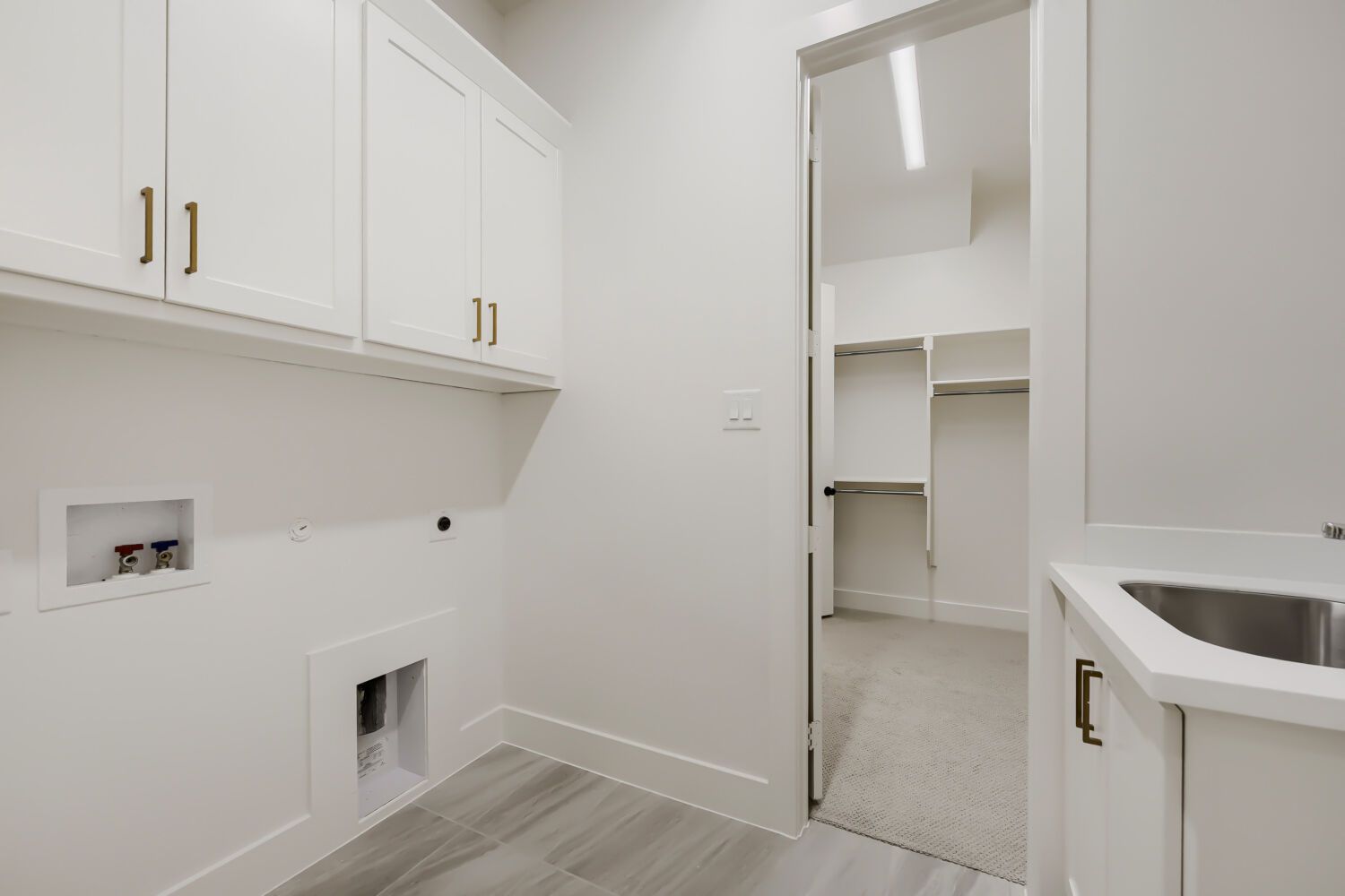 Plan 1644 Representative Photo - Laundry Room