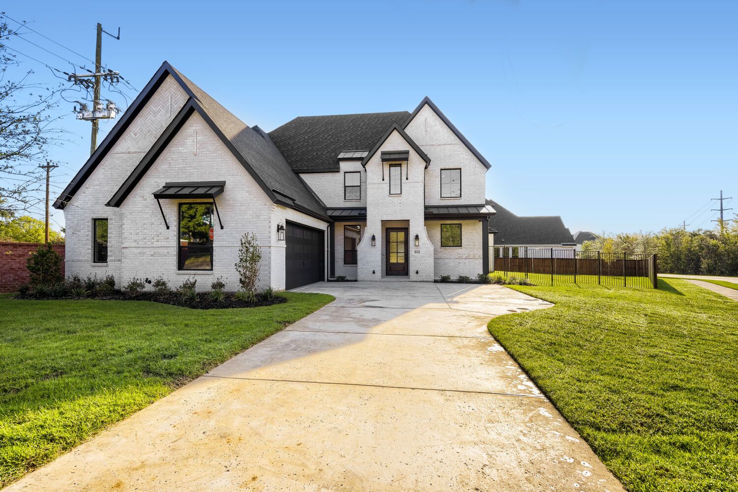 801 Bella Casa - Front Elevation