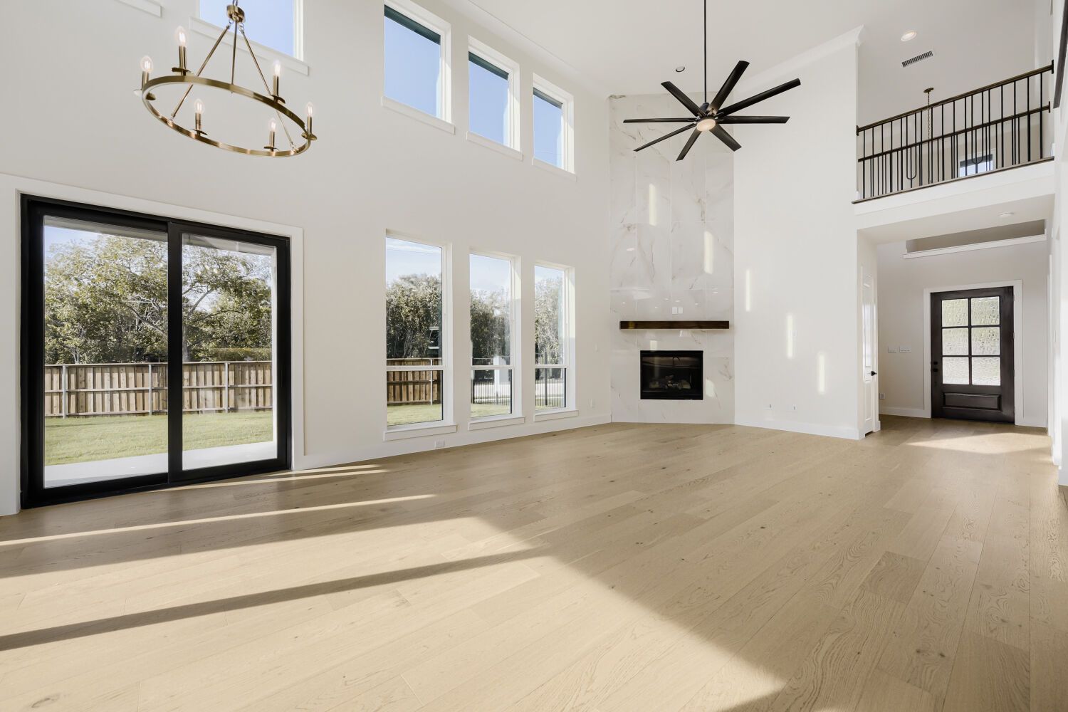 801 Bella Casa - Living Area