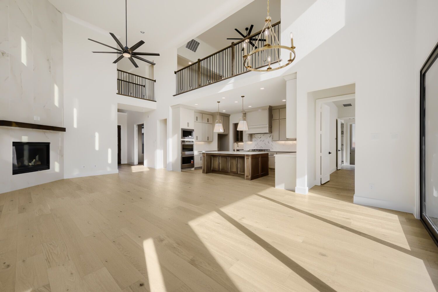 801 Bella Casa - Living Area