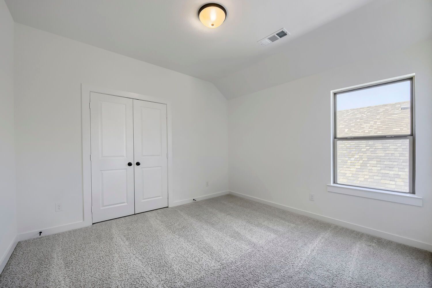 6028 Silverstein - Bedroom