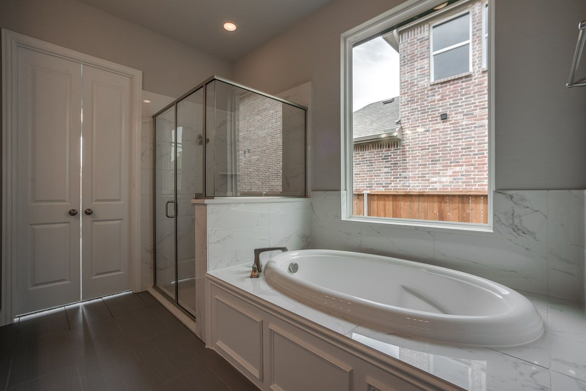 Plan 634 Primary Bathroom Representative Image