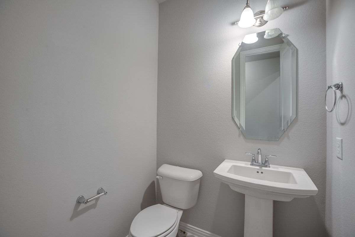 Plan 1682 Powder Room Representative Image