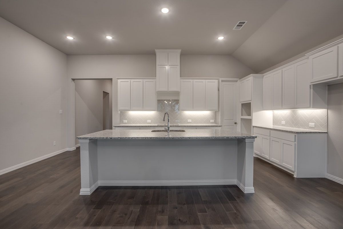 Plan 1682 Kitchen Representative Image