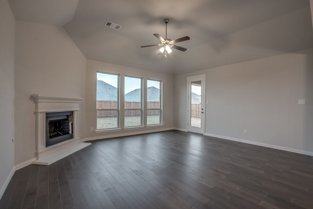 Plan 1682 Family Room Representative Image