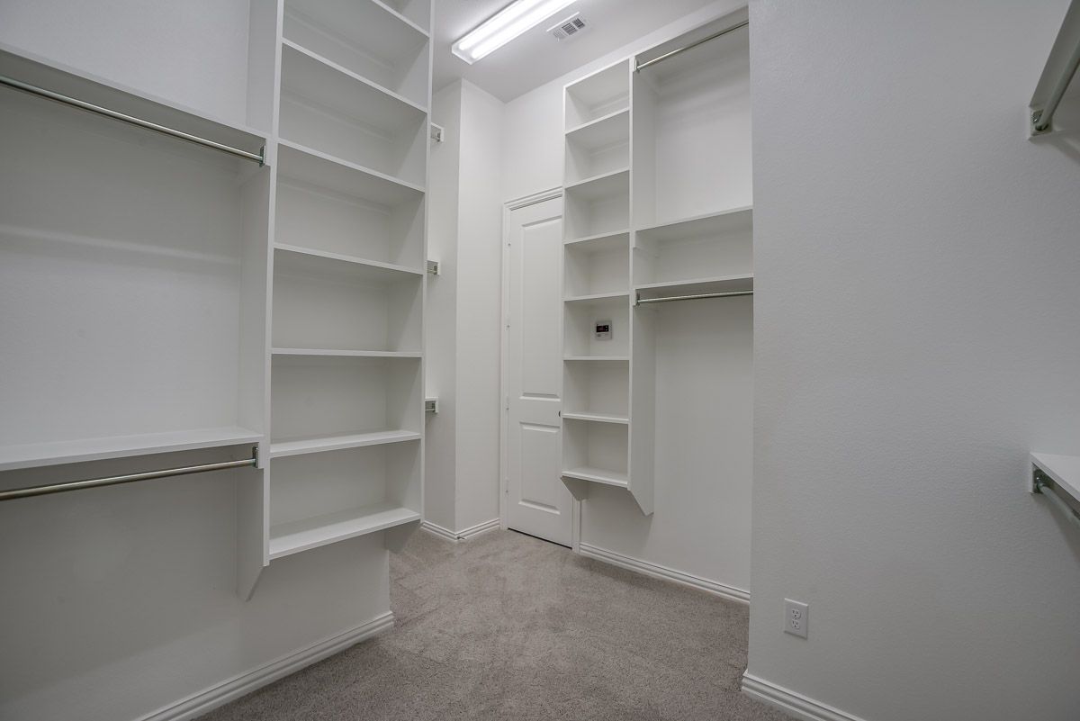 Plan 1682 Primary Closet Representative Image
