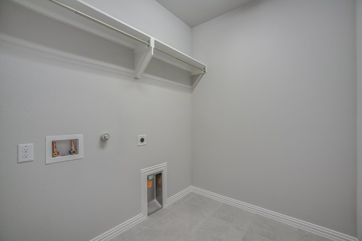 Plan 1682 Laundry Room Representative Image