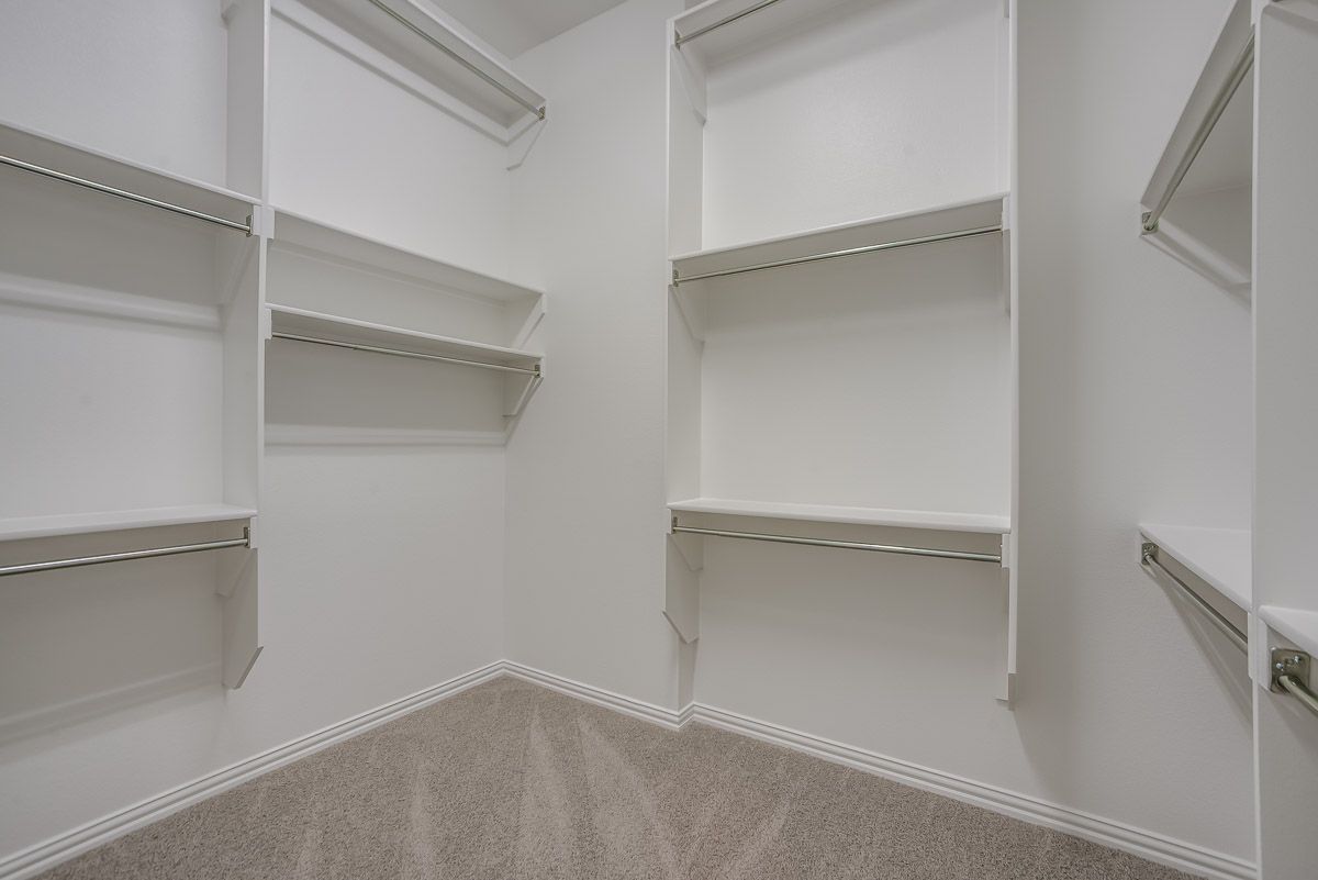 Plan 1681 Primary Closet Representative Image