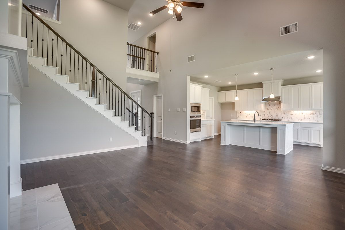 Plan 1689 Family Room/Kitchen Representative Image