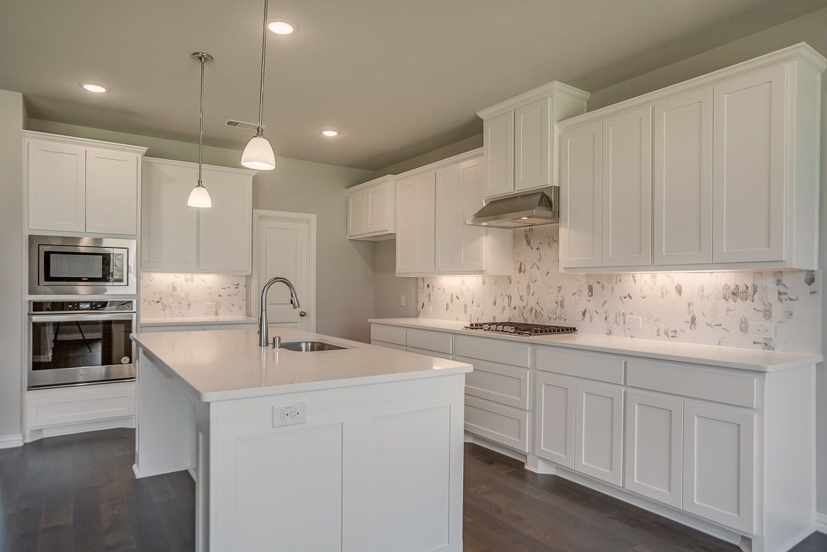 Plan 1689 Kitchen Representative Image