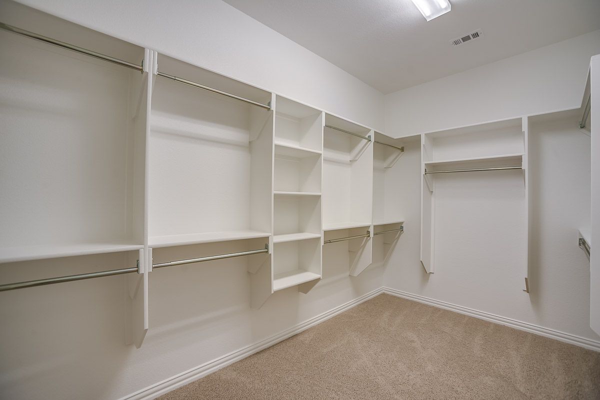 Plan 1689 Primary Closet Representative Image