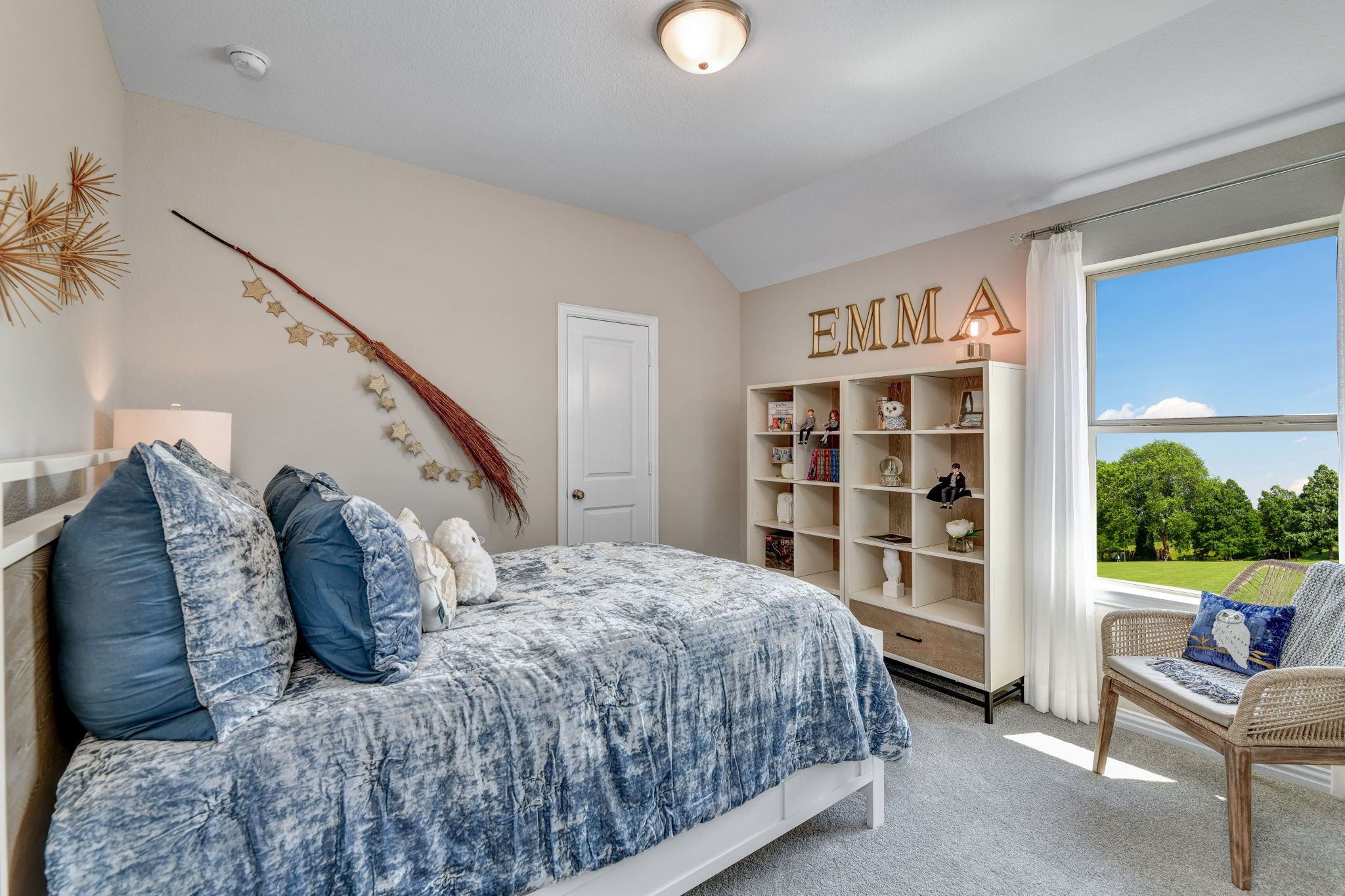 Plan 1525 Bedroom Representative Image